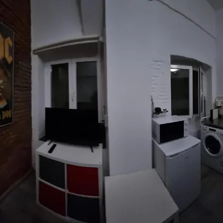 Mini Apartamento El Sotano De Atocha Madrid Buitenkant foto